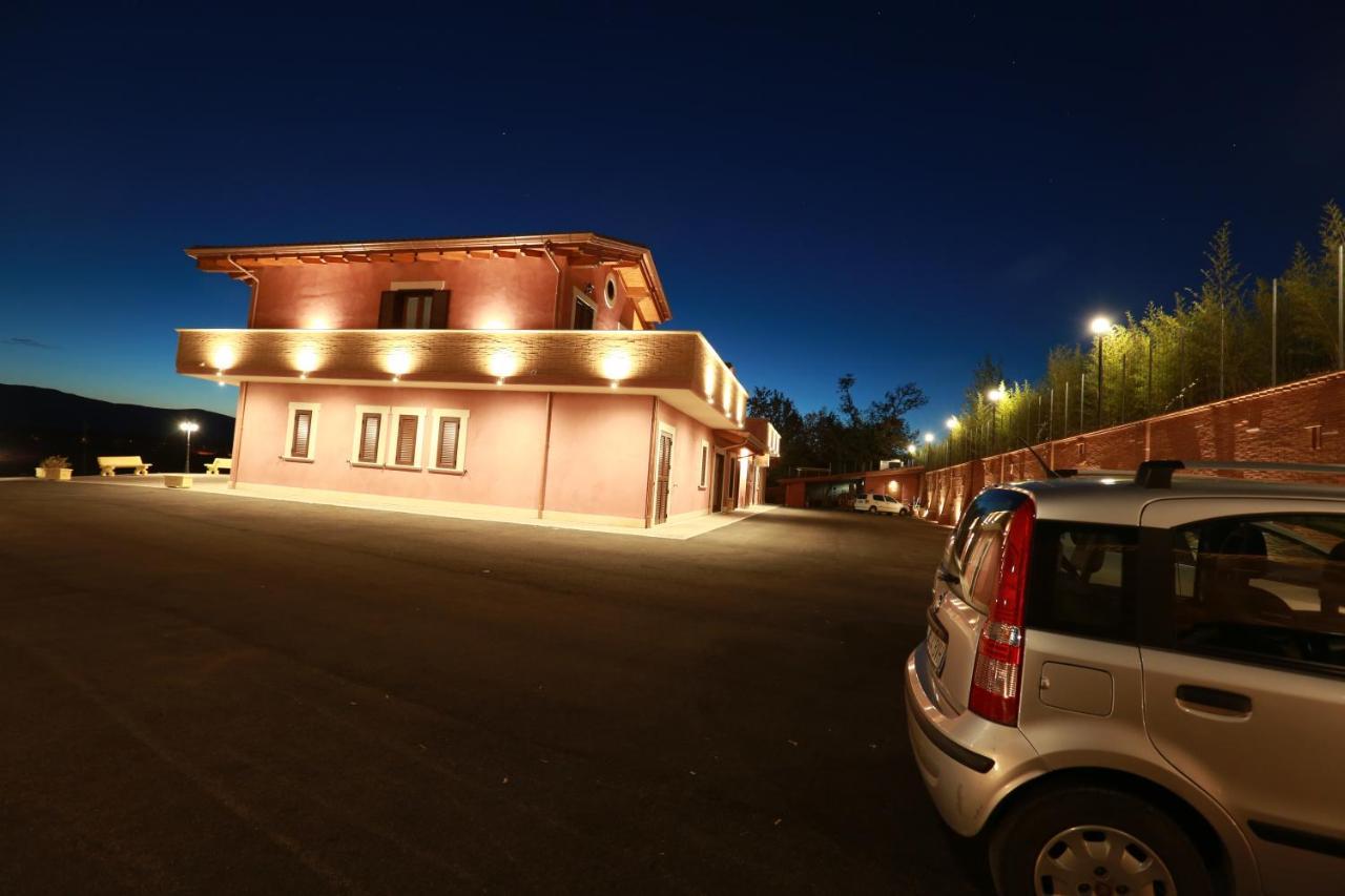 Agriturismo Ciociaro " Il Colle " Hotel Ristorante Ceprano Dış mekan fotoğraf