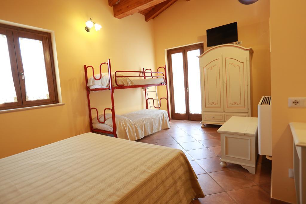 Agriturismo Ciociaro " Il Colle " Hotel Ristorante Ceprano Dış mekan fotoğraf