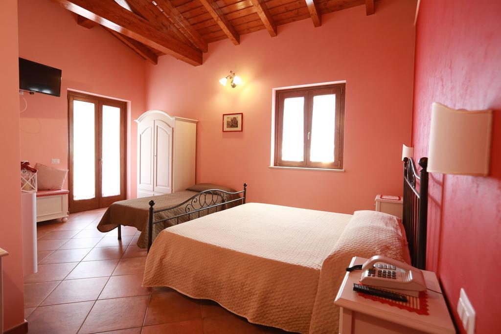Agriturismo Ciociaro " Il Colle " Hotel Ristorante Ceprano Dış mekan fotoğraf