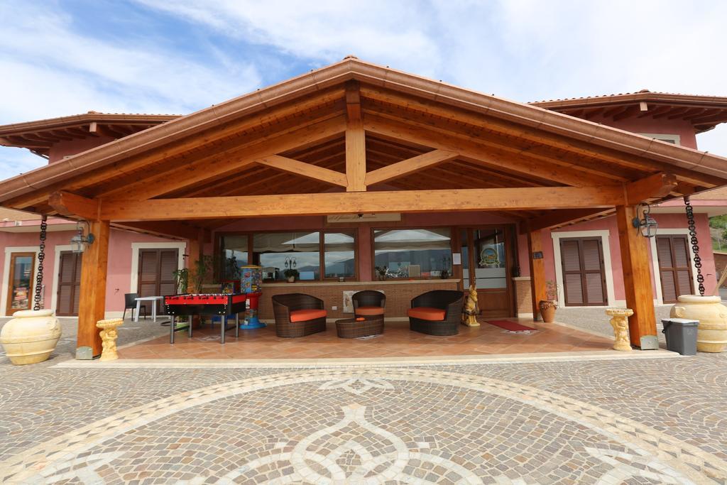 Agriturismo Ciociaro " Il Colle " Hotel Ristorante Ceprano Dış mekan fotoğraf