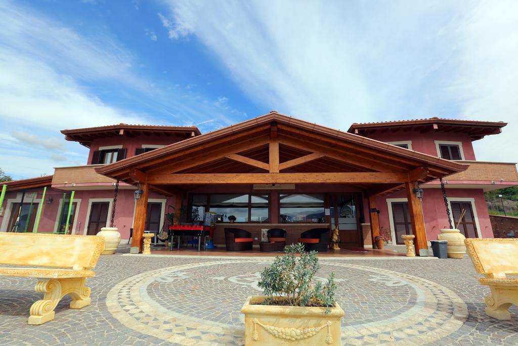 Agriturismo Ciociaro " Il Colle " Hotel Ristorante Ceprano Dış mekan fotoğraf