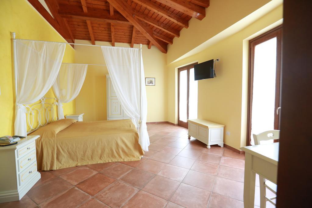 Agriturismo Ciociaro " Il Colle " Hotel Ristorante Ceprano Dış mekan fotoğraf